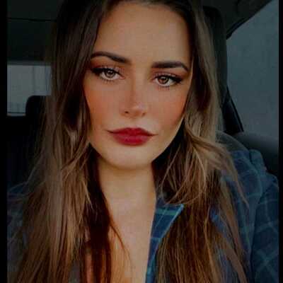 Emma Megan (@emma_megan@me.dm) - me.dm by Medium.com