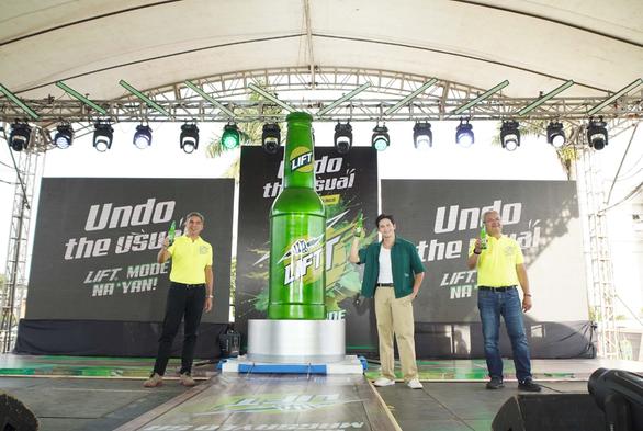 <p><em>Editor’s note: This content is sponsored by Coca-Cola Philippines and was produced by BrandRap, the sales and marketing arm of Rappler. No member of the news and editorial team participated in the publishing of this piece.</em></p>



<p>Coca-Cola Philippines has launched Lift, its newest invigorating drink&nbsp;powered with vitamin B3, zinc, and caffeine to energize today&#8217;s generation of go-getters. With its vibrant citrus taste and empowering call to &#8220;Go Lift Mode,&#8221; the new drink, now available in Western Visayas, is designed to inspire consumers to break from routine and embrace life with boldness.&nbsp;</p>



<figure class="wp-block-image size-large"><img alt="" class="wp-image-3056964" height="688" src="https://www.rappler.com/tachyon/2025/08/Rappler-Lift-inline-1-scaled.jpg?fit=1024%2C1024" width="1024" /><figcaption class="wp-element-caption">GO-GETTER SPIRITS. Coca-Cola Philippines president Tony Del Rosario, Coca-Cola Europacific Aboitiz Philippines unit director Gus Gatuslao, and Lift ambassador Ruru Madrid led the high-energy launch of Lift in Bacolod</figcaption></figure>



<p>To celebrate the launch, Coca-Cola Philippines held a high-energy event, “UNDO THE USUAL, LIFT MODE NA ‘YAN: Epic Unveiling” at the Bacolod City New Government Center (NGC) on August 9. The celebration marked Lift’s arrival and kicked off the brand’s mission to energize communities across Western Visayas.</p>



<figure class="wp-block-image size-large is-resized">