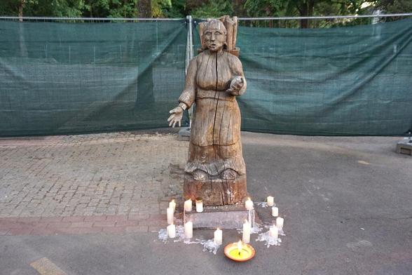 Skulptur "Vöschtesch Drüttche" kehrt in Eupener Unterstadt zurück