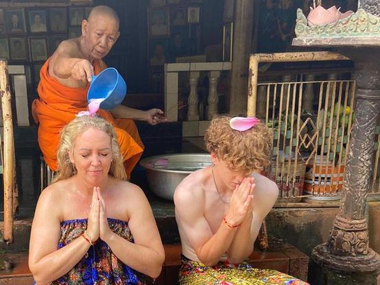 Definitely Unique Siem Reap with Battambang bamboo train 9 Days