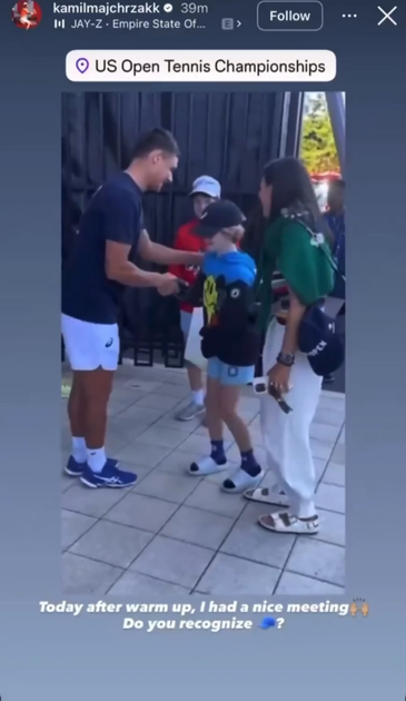 Polish tennis player found the kid who got his cap stolen by the Scumbag