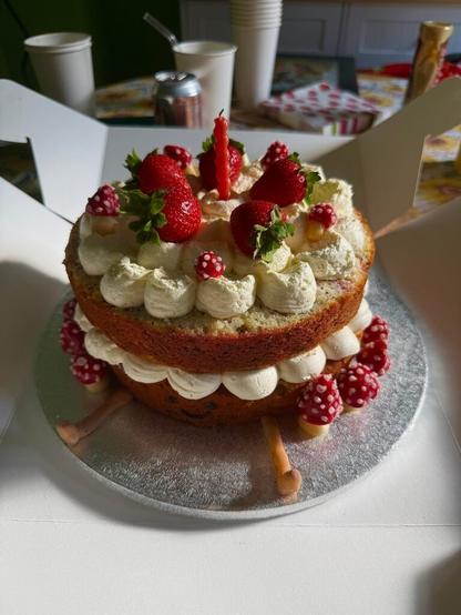 Lemon, raspberry, and poppyseed cake I made for my partners birthday!🍰🍓