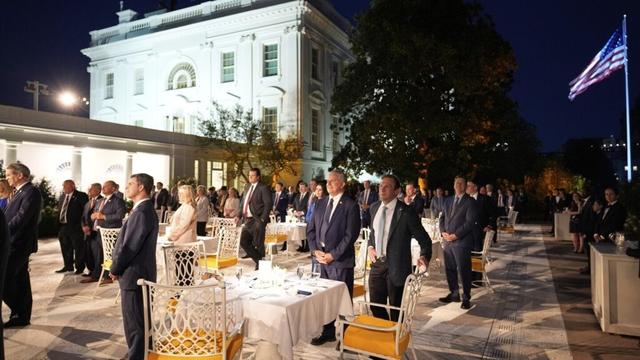 Trump hosts GOP lawmakers at paved 'Rose Garden Club'