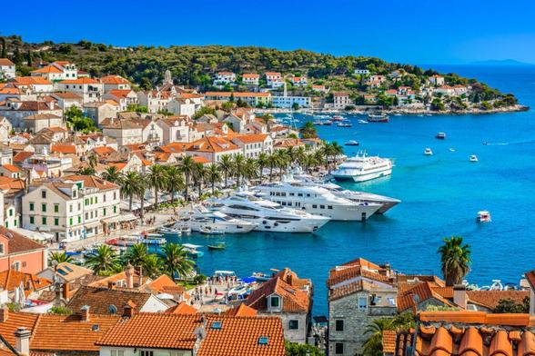 A Guide to Croatia’s Cruise Ports, From Hot Spots to Hidden Gems