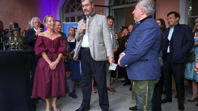Söder zu Italiens Generalkonsul: "Ihr habt die Mafia, wir haben die CSU" - München