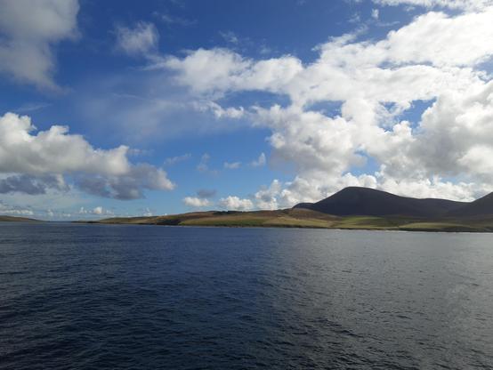 Island Hoy, water, clouds, sun