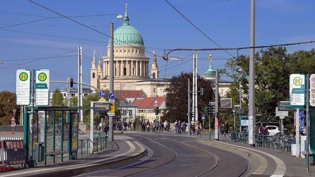 Berlin & Brandenburg: Klimaaktivisten wegen Straßenblockade in Potsdam vor Gericht