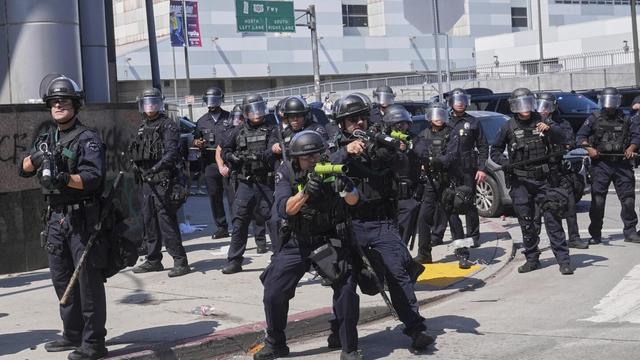 Los Angeles police officers fired over 1,000 projectiles at protesters
