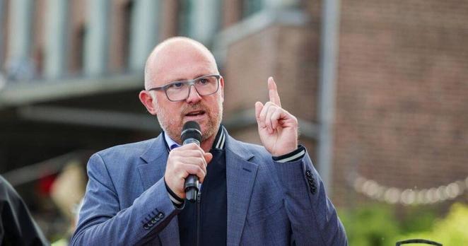 AfD politisch isoliert, Sören Link Favorit