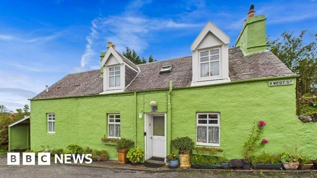 Miss Hoolie's bright green Balamory house up for sale in Mull