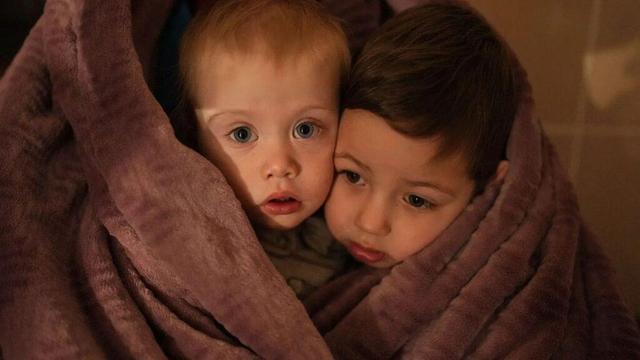 Enfants ukrainiens déportés : un endoctrinement "industriel"