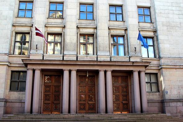 Latvia rolling up its sleeves to tweak recovery fund plan