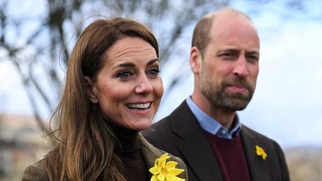 Tom Dean MBE partners with The Royal Foundation of The Prince and Princess of Wales to enable hundreds of children to learn to swim.