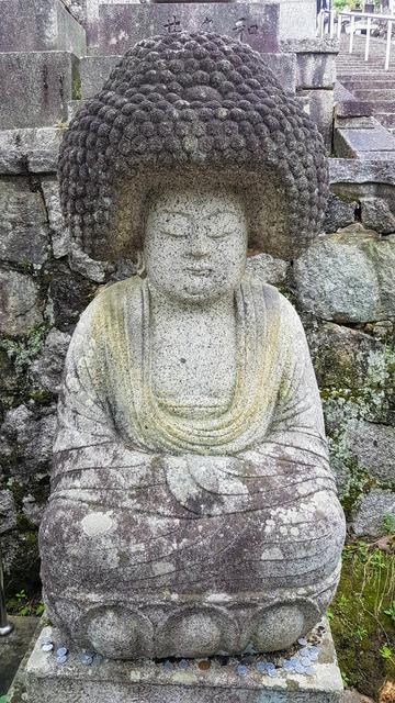 Konkaikomyo-ji's 'Gokoshiyui Amida' (五劫思惟阿弥陀如来), more familiarly known in recent years as 'Afro-butsu' (アフロ仏). 
The monk Hozo (法蔵), vowing to bring mankind to salvation, meditated for 5 Kalpas (aeons). This is symbolized in art by his hair having grown long.