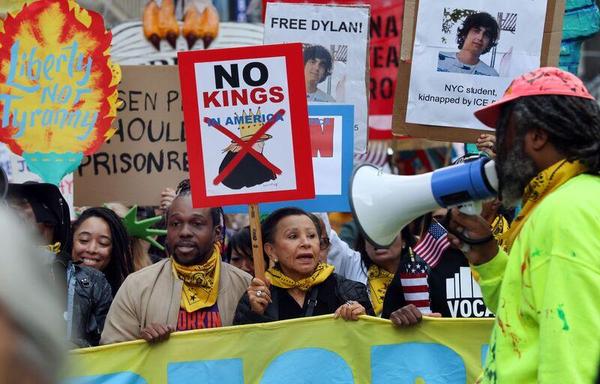 “No Kings“ protests draw huge crowds across U.S.