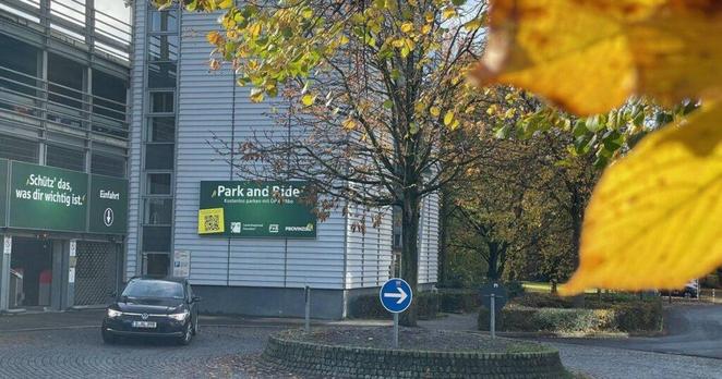 Zwei kostenlose Parkhäuser für Weihnachtspendler aus dem Kreis Mettmann