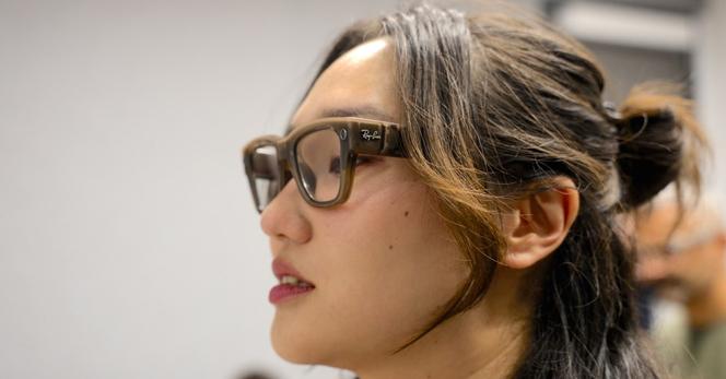 Verge-Meta-Rayban-Display-Stills-10_0650d9