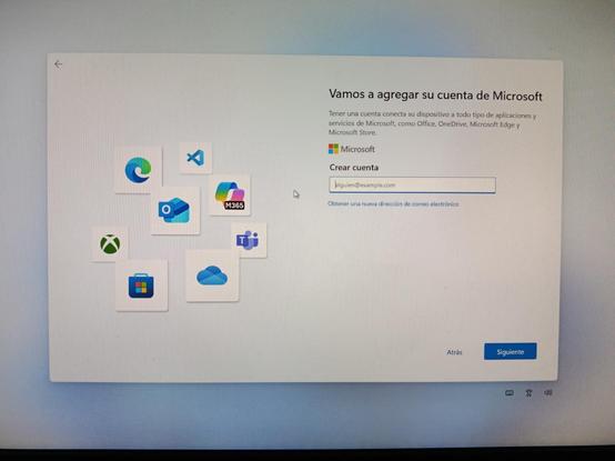 Windows 11 idiotic Microsoft account requirement